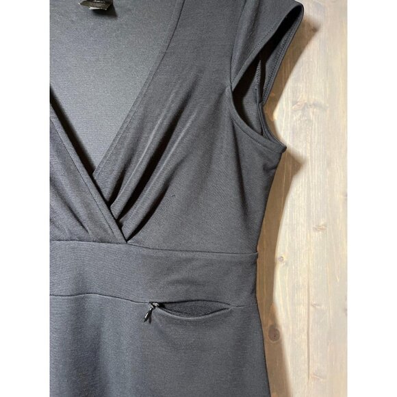 Black Cap Sleeve Zip Pocket Stretch - Picture 1 of 4